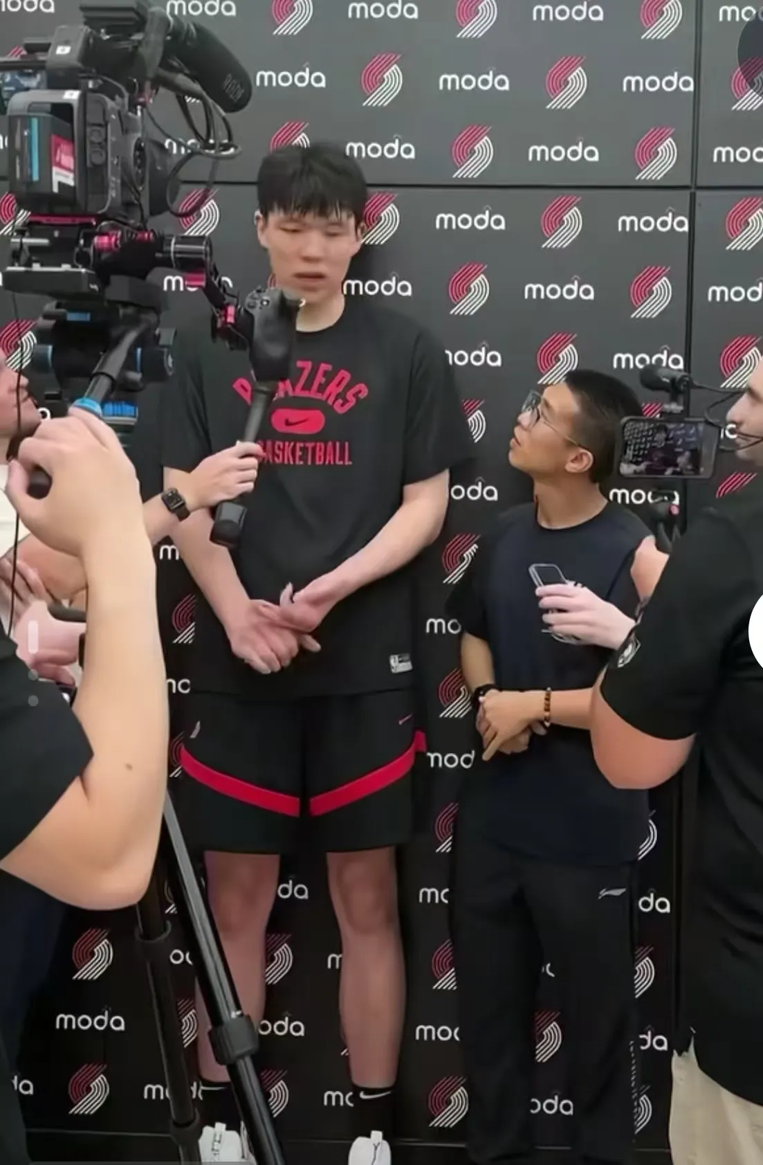 华体会登录入口斯图加特迎CBA季后赛关键赛转会期洛杉矶快船调整名单以备CBA常规赛，瓦伦西亚遗憾出局备战足总杯看傻球迷的简单介绍